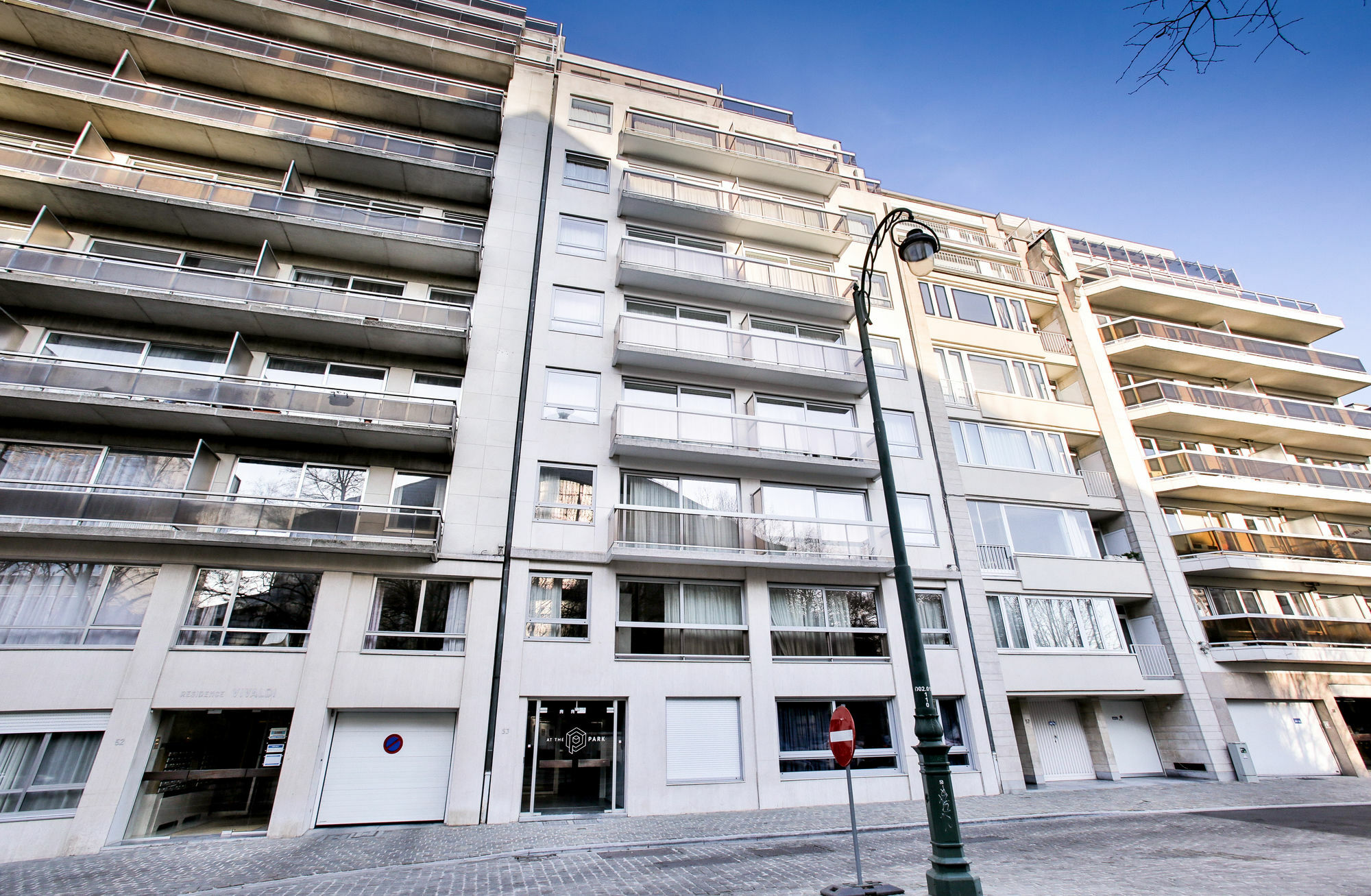 Renaissance Park Apartments Brussels Exterior photo